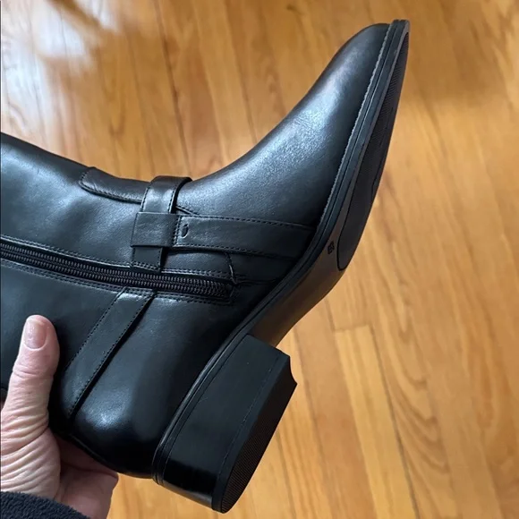 NWT Ralph Lauren Margarite Black Leather 1" Heel Riding Boots Size 9.5 wide calf - Picture 6 of 16